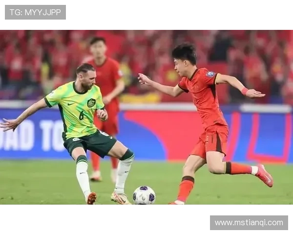 中国男足世预赛关键战告捷重燃晋级希望球迷热议主教练战术调整成焦点